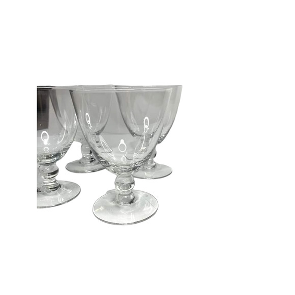 Set of 4 Clear Crystal Glasses Unknown Design - Picture 2 of 5